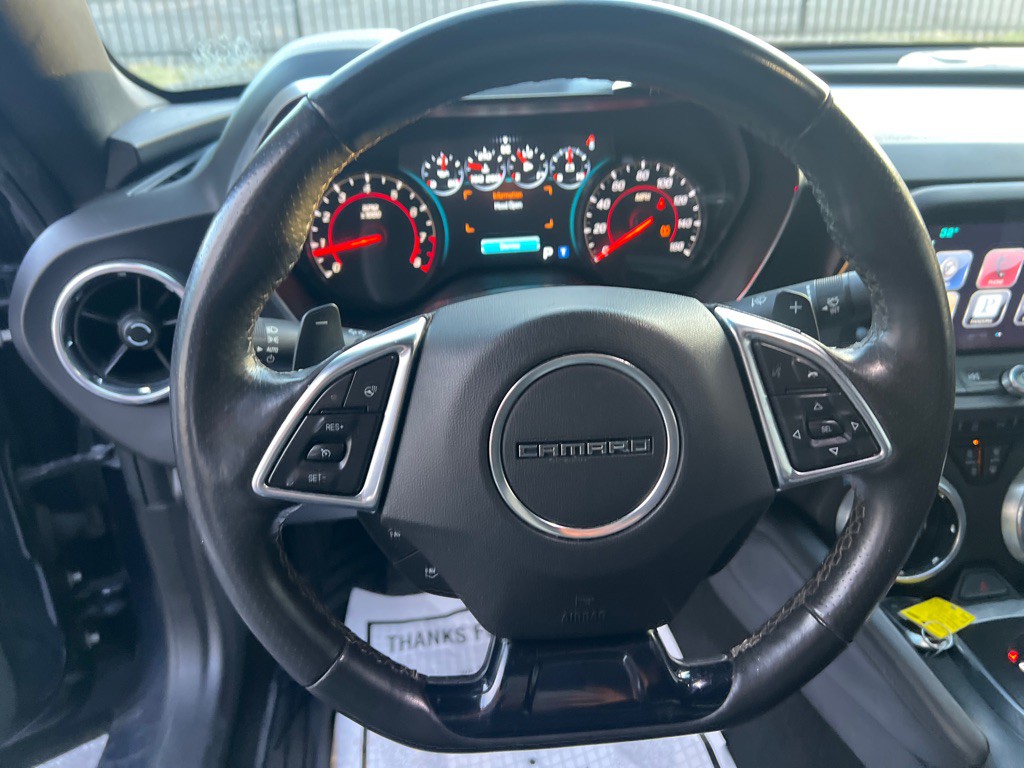 2016 Chevrolet Camaro Image 16