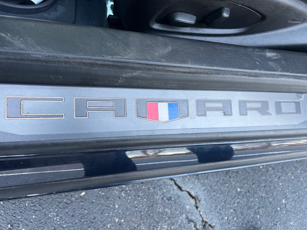 2016 Chevrolet Camaro Image 21