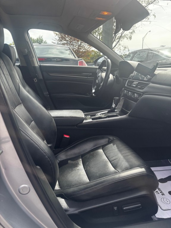 2018 Honda Accord Image 3