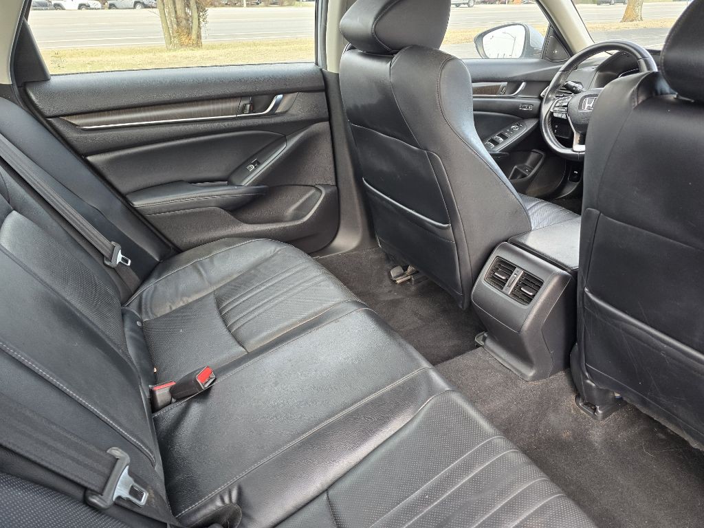 2018 Honda Accord Image 10
