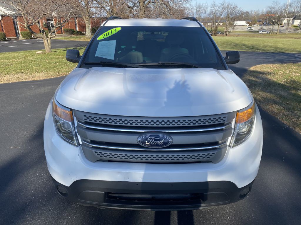 2013 Ford Explorer Image 2