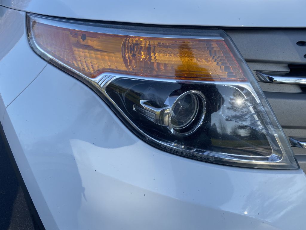 2013 Ford Explorer Image 9