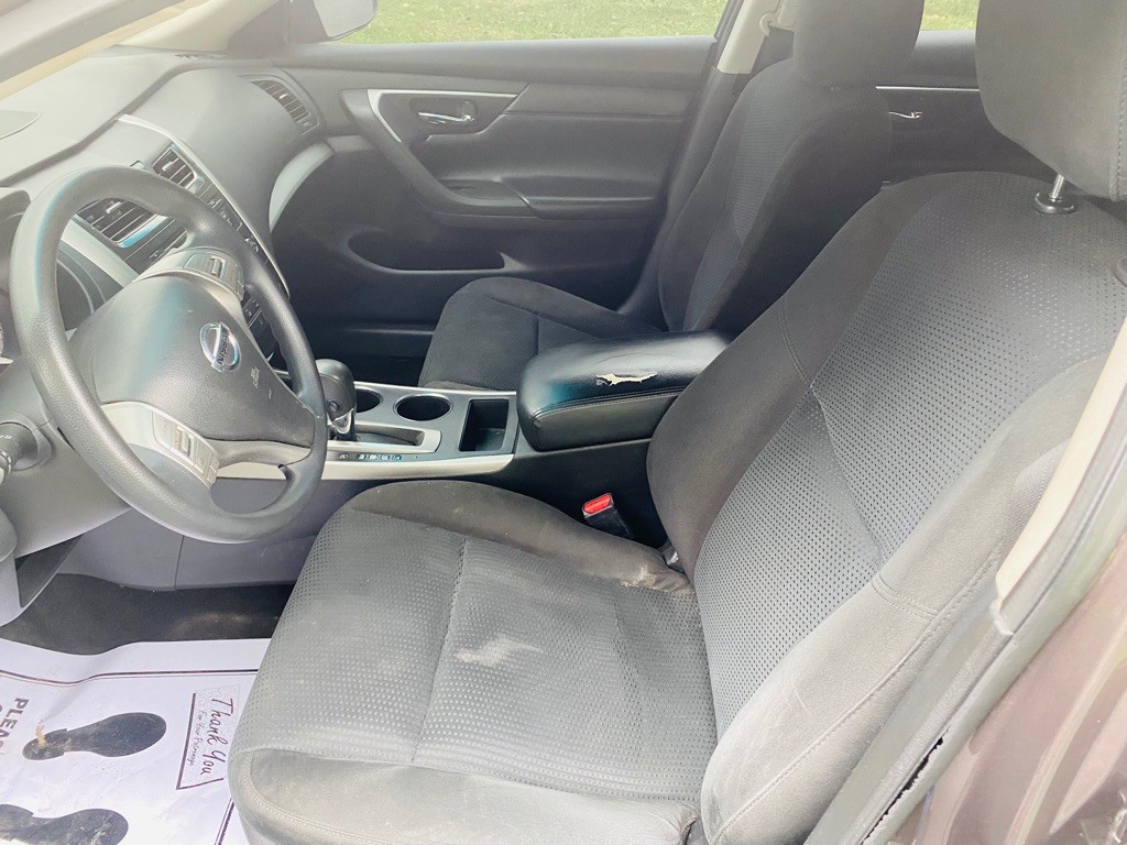 2015 Nissan Altima Image 11