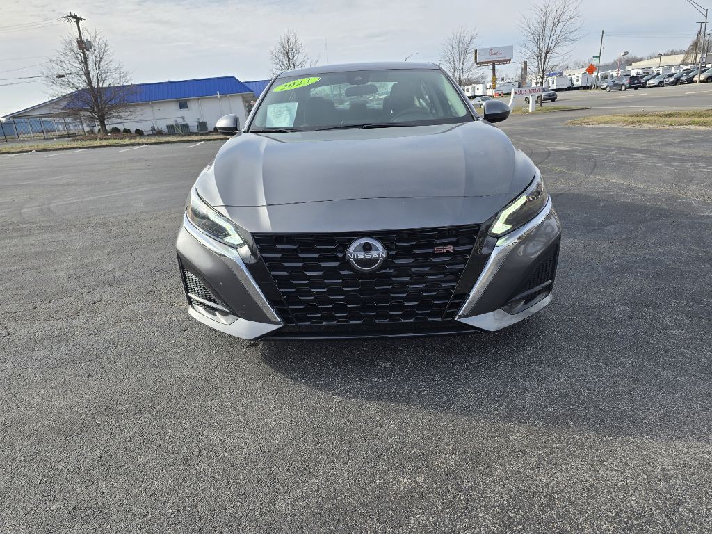 2023 Nissan Altima Image 5