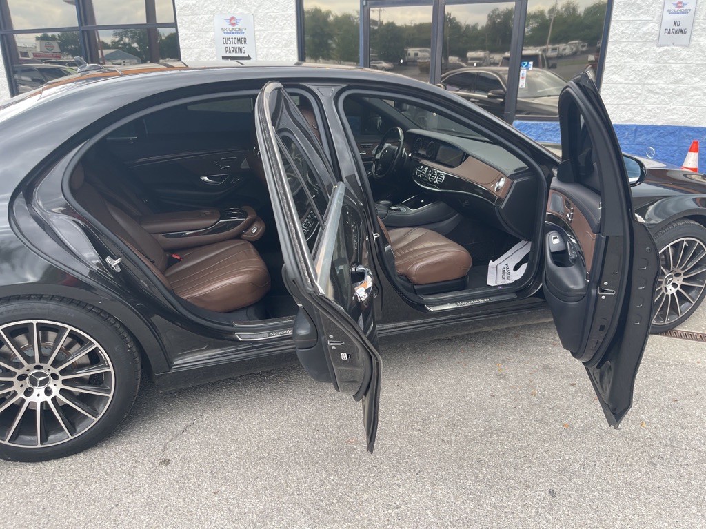 2014 Mercedes-Benz S-Class Image 10