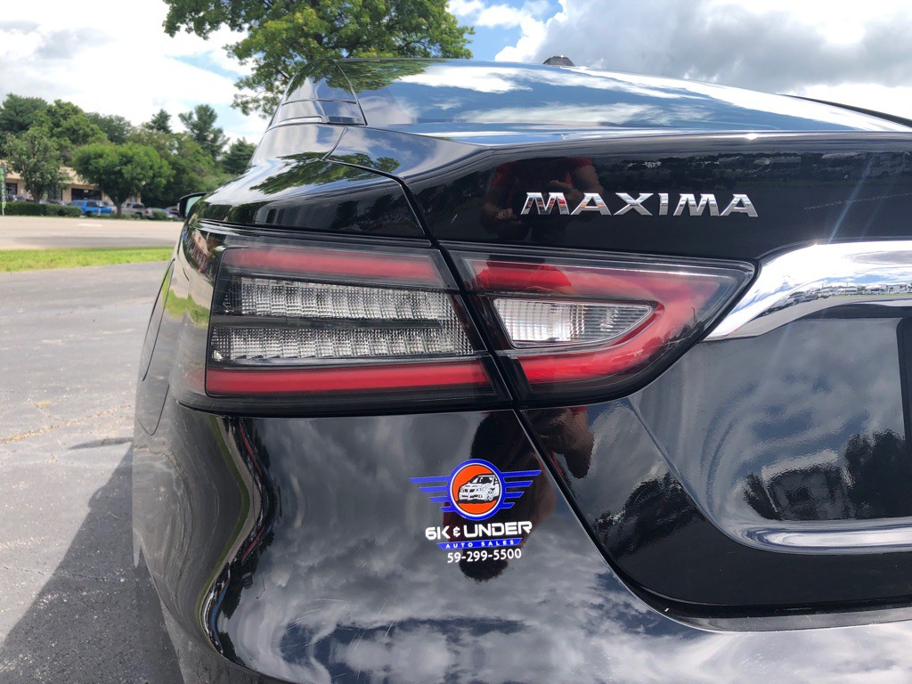 2021 Nissan Maxima Image 9