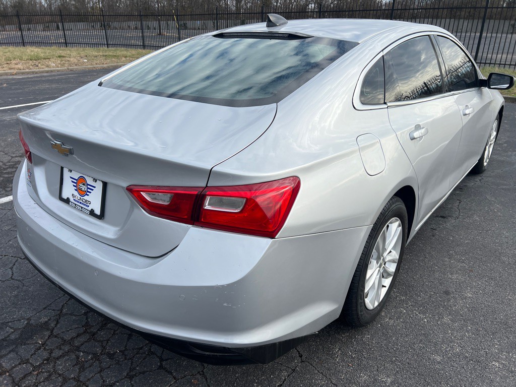 2016 Chevrolet Malibu Image 7