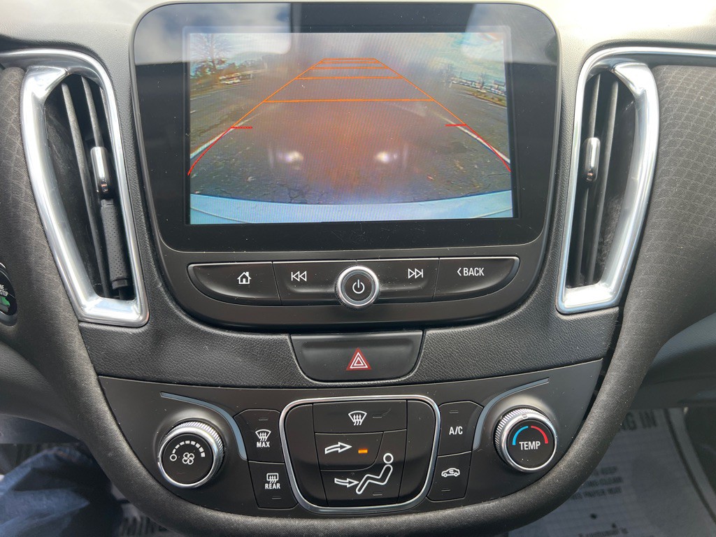 2016 Chevrolet Malibu Image 20