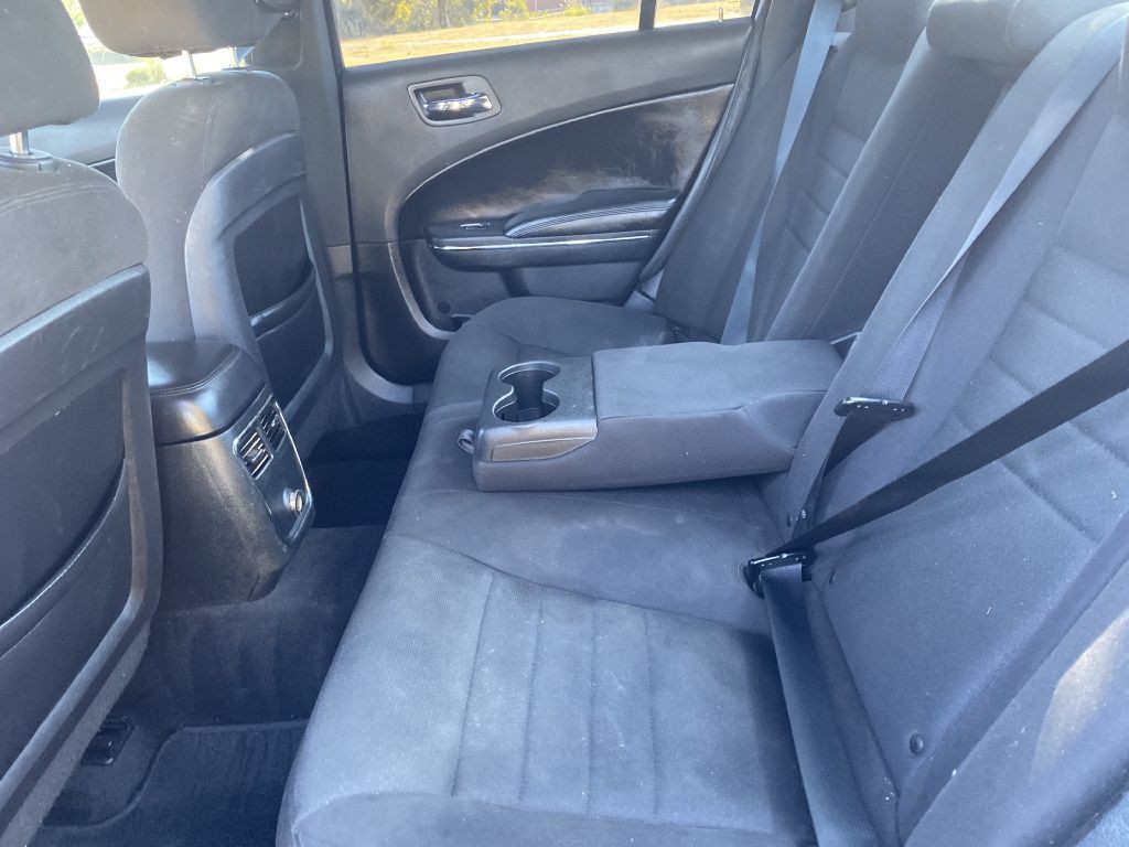 2013 Dodge Charger Image 18