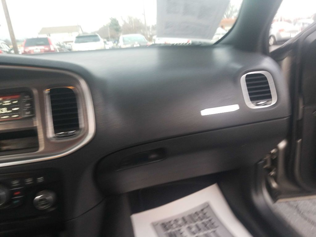 2012 Dodge Charger Image 8