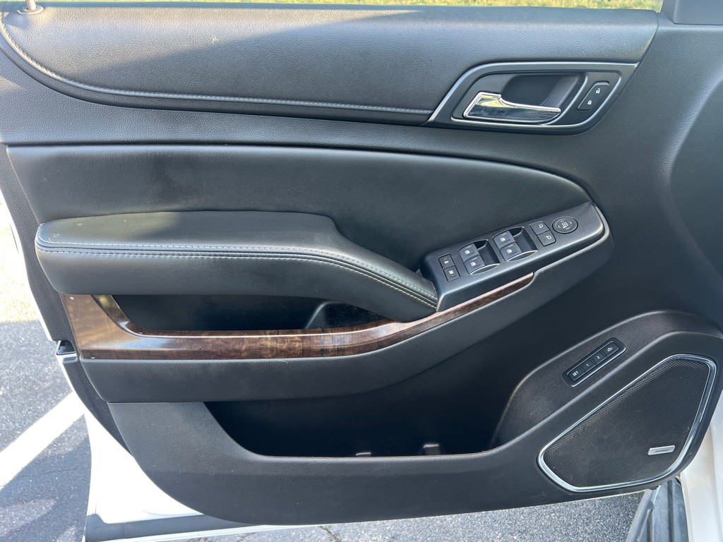 2015 Chevrolet Tahoe Image 17