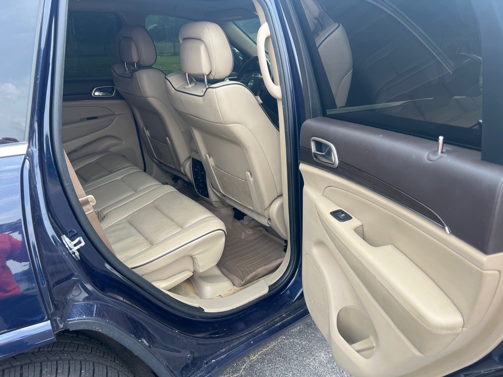 2017 Jeep Grand Cherokee Image 11