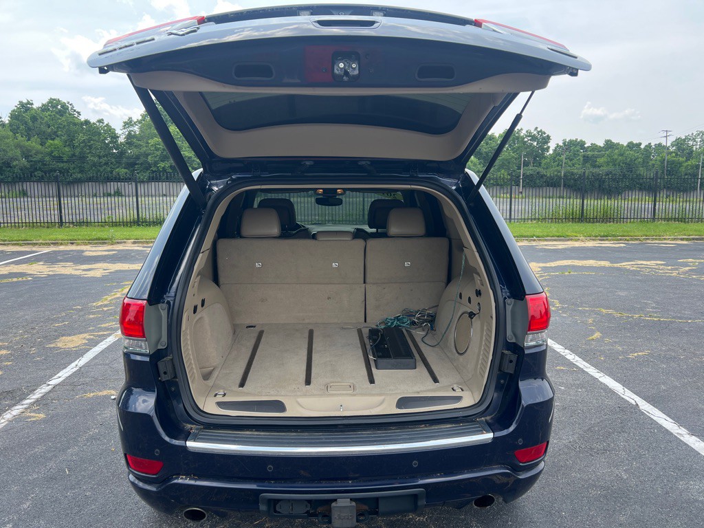 2017 Jeep Grand Cherokee Image 13
