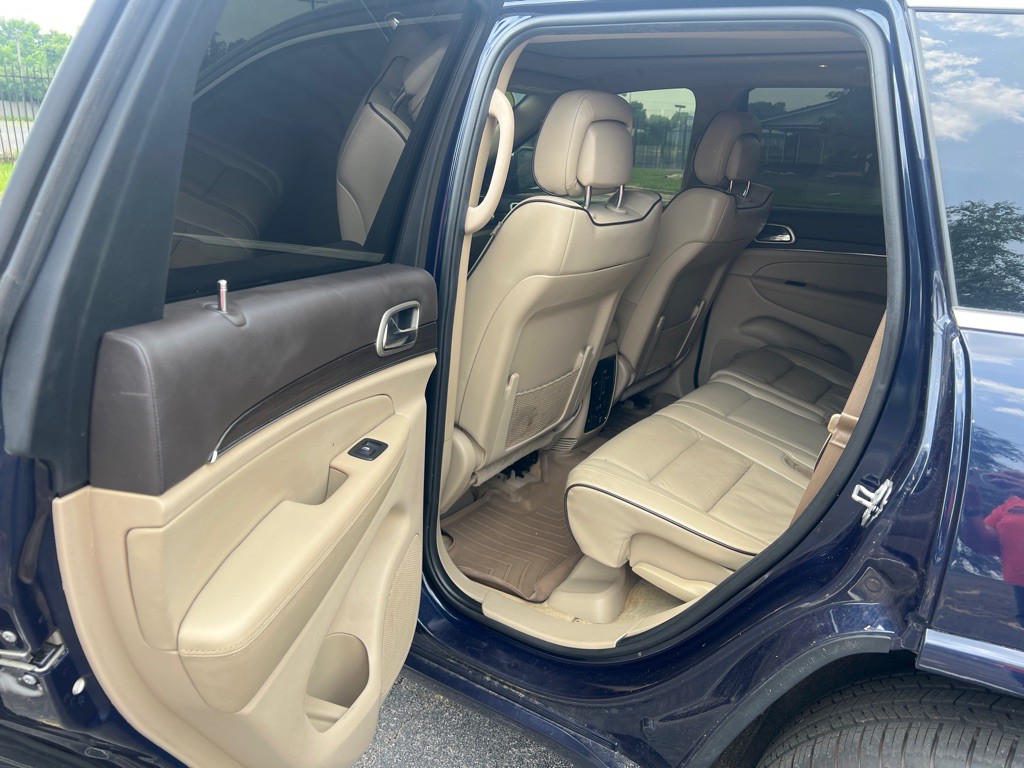 2017 Jeep Grand Cherokee Image 15