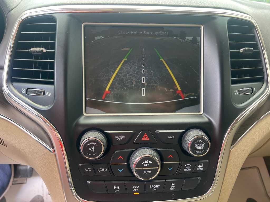 2017 Jeep Grand Cherokee Image 22