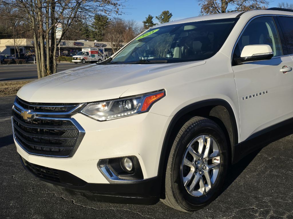 2018 Chevrolet Traverse Image 3
