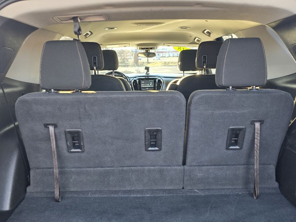 2018 Chevrolet Traverse Image 12