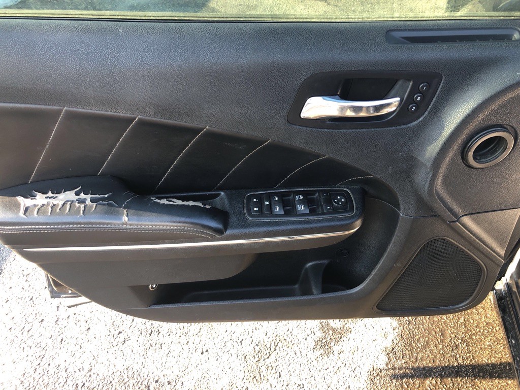 2011 Dodge Charger Image 11