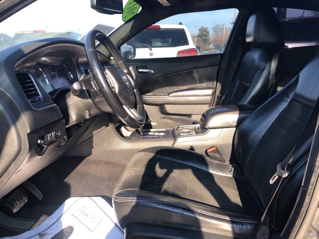 2011 Dodge Charger Image 12