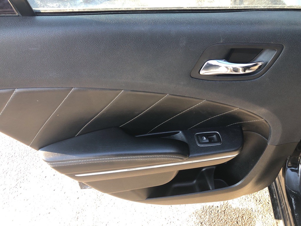 2011 Dodge Charger Image 13