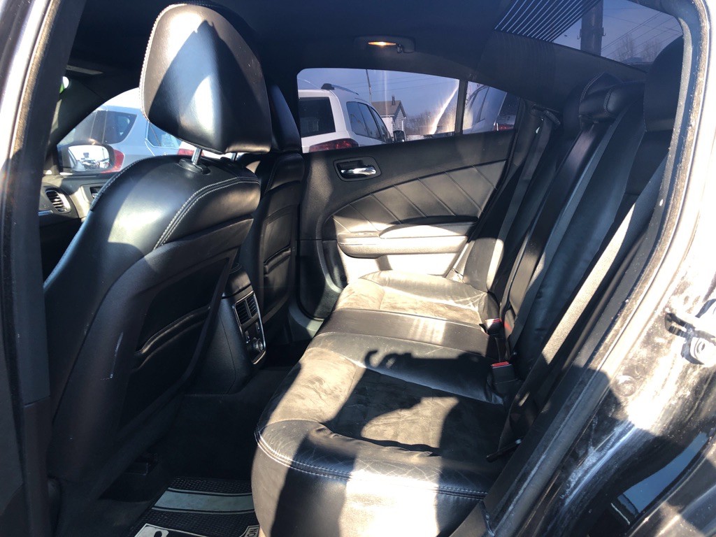 2011 Dodge Charger Image 14