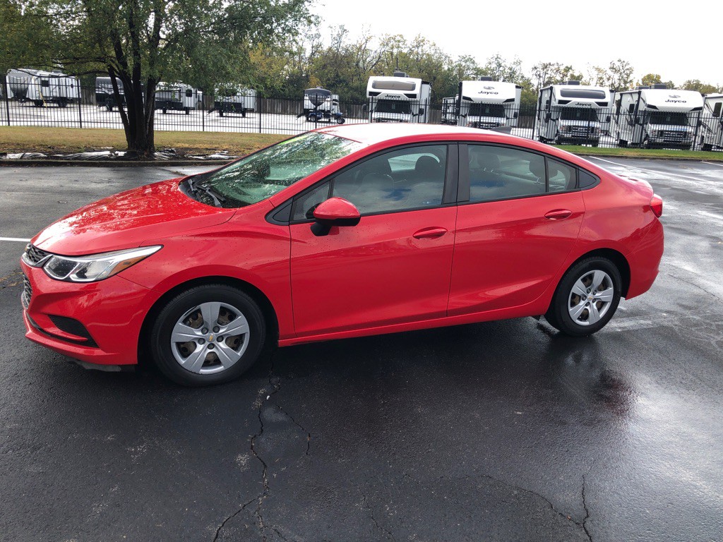 2017 Chevrolet Cruze Image 5