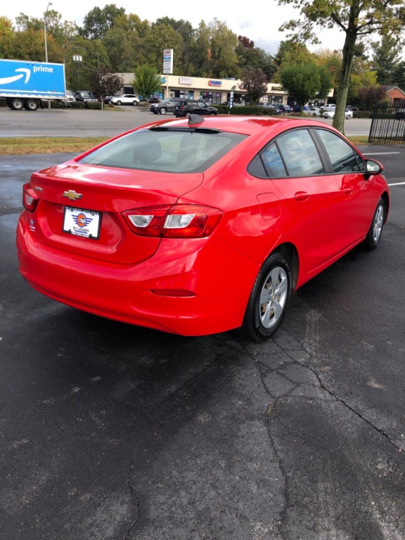 2017 Chevrolet Cruze Image 9