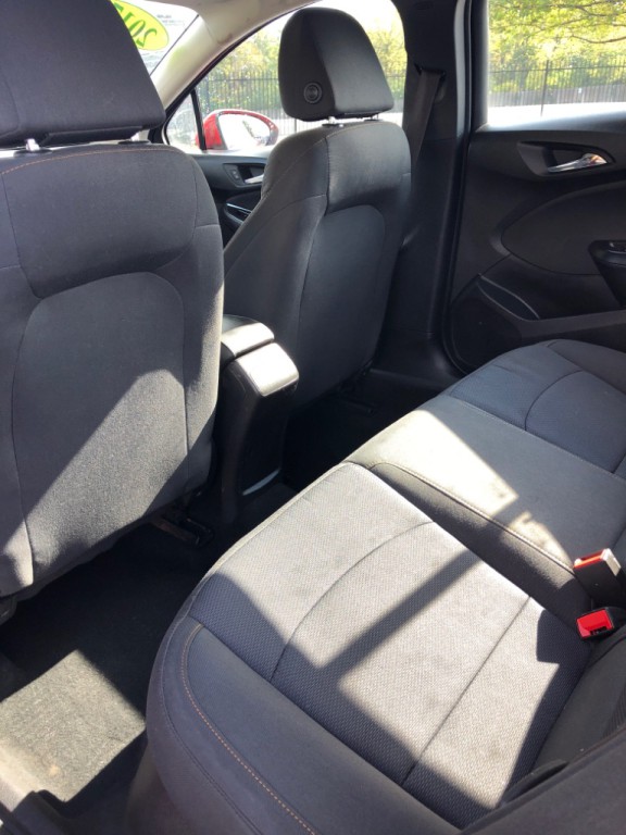 2017 Chevrolet Cruze Image 17