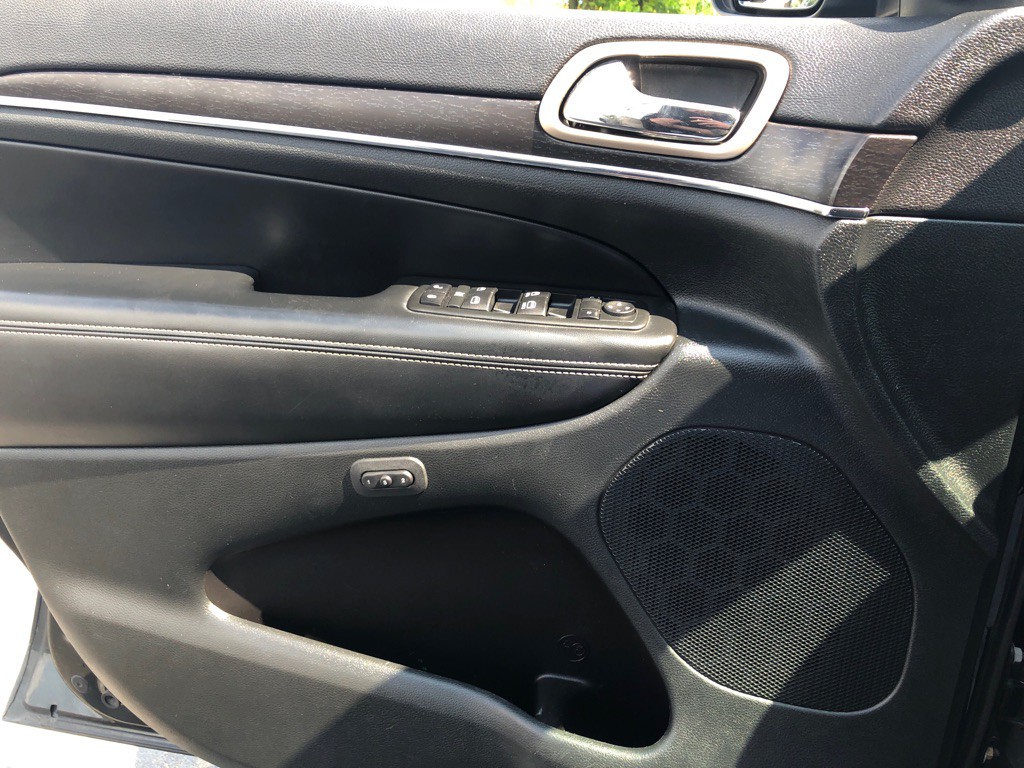 2014 Jeep Grand Cherokee Image 22