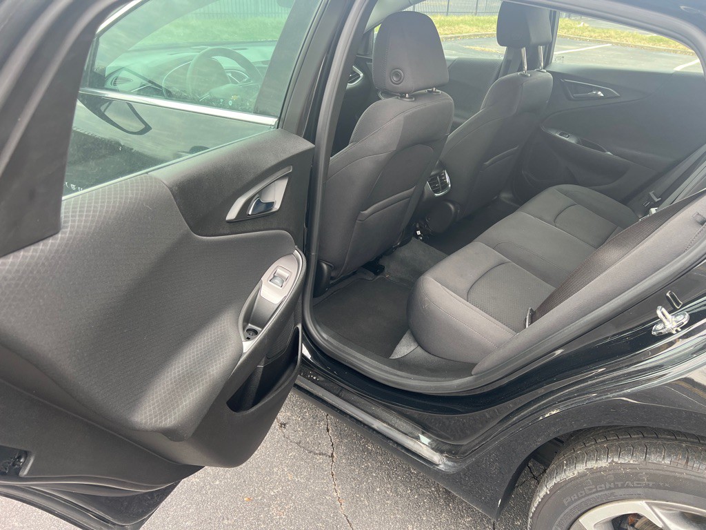 2022 Chevrolet Malibu Image 13