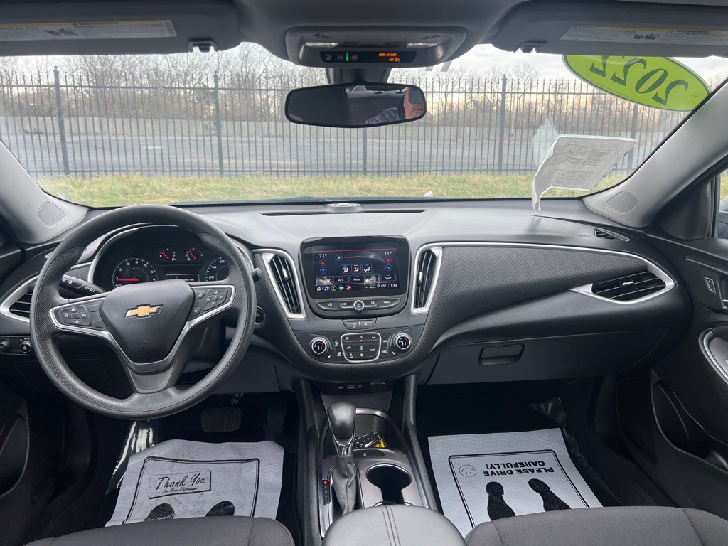 2022 Chevrolet Malibu Image 16
