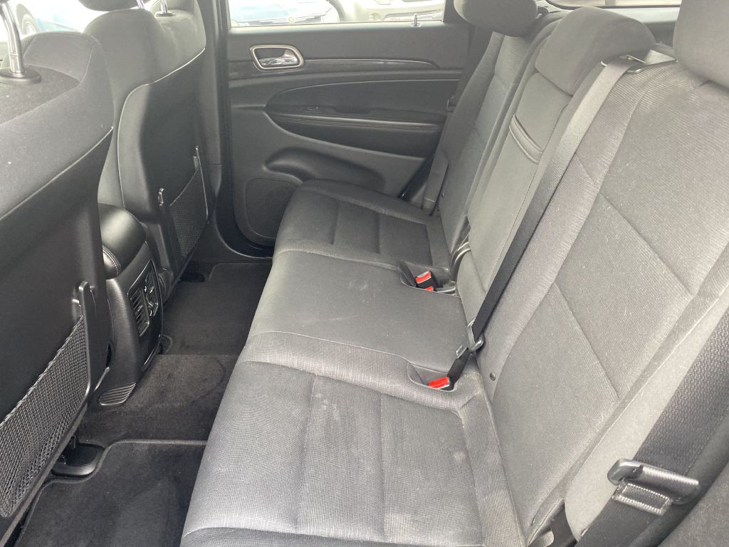 2011 Jeep Grand Cherokee Image 17