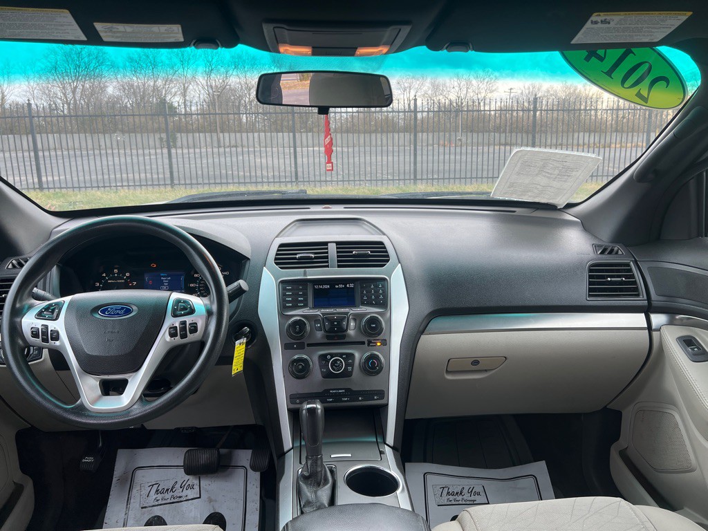 2014 Ford Explorer Image 16