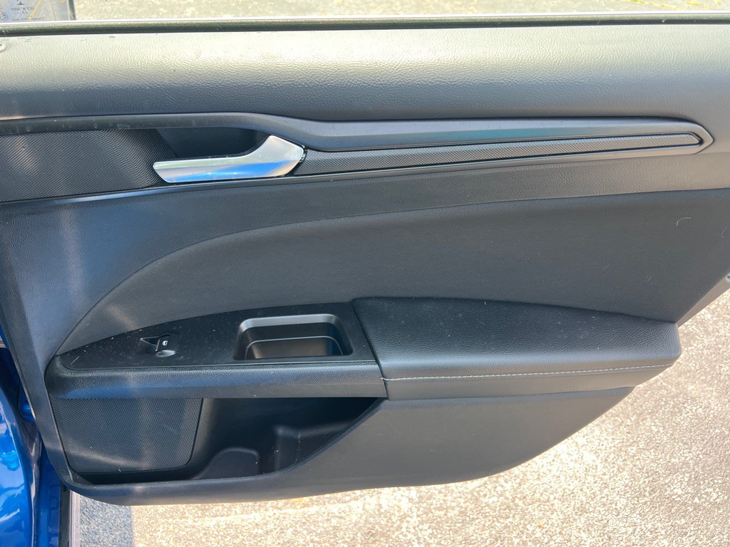 2018 Ford Fusion Image 12