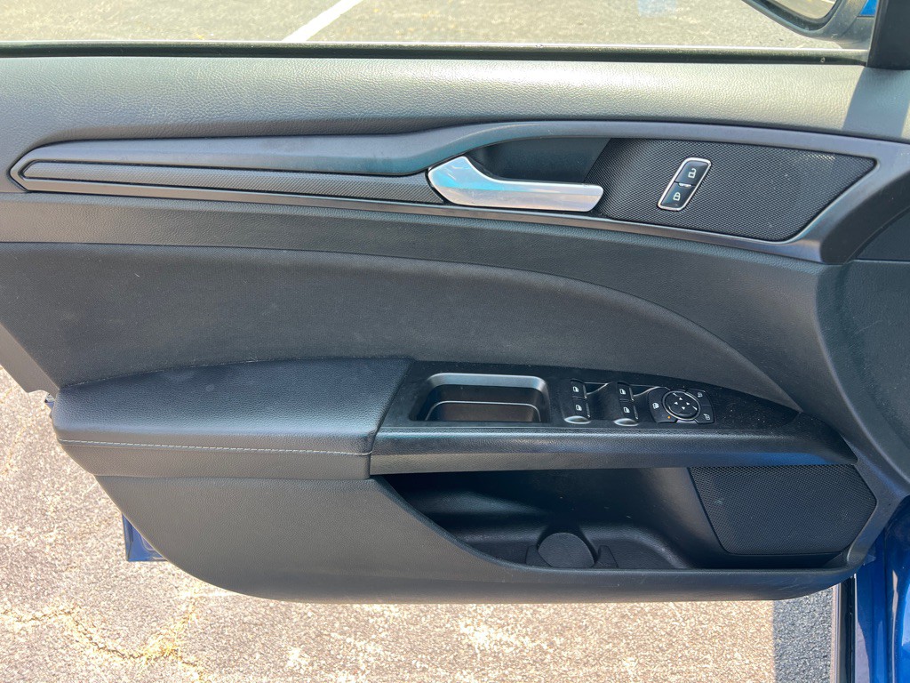 2018 Ford Fusion Image 18