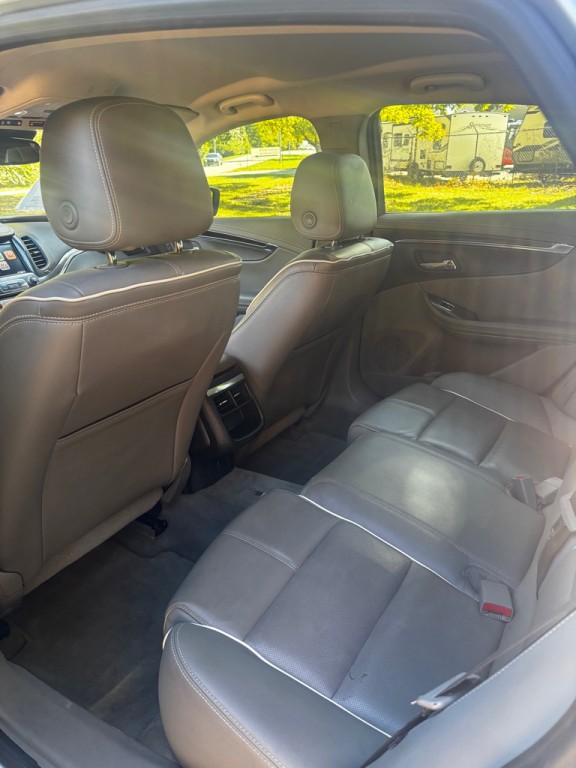 2015 Chevrolet Impala Image 4