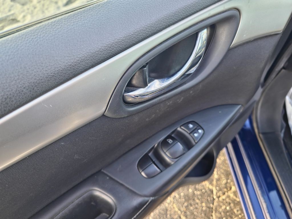 2018 Nissan Sentra Image 13