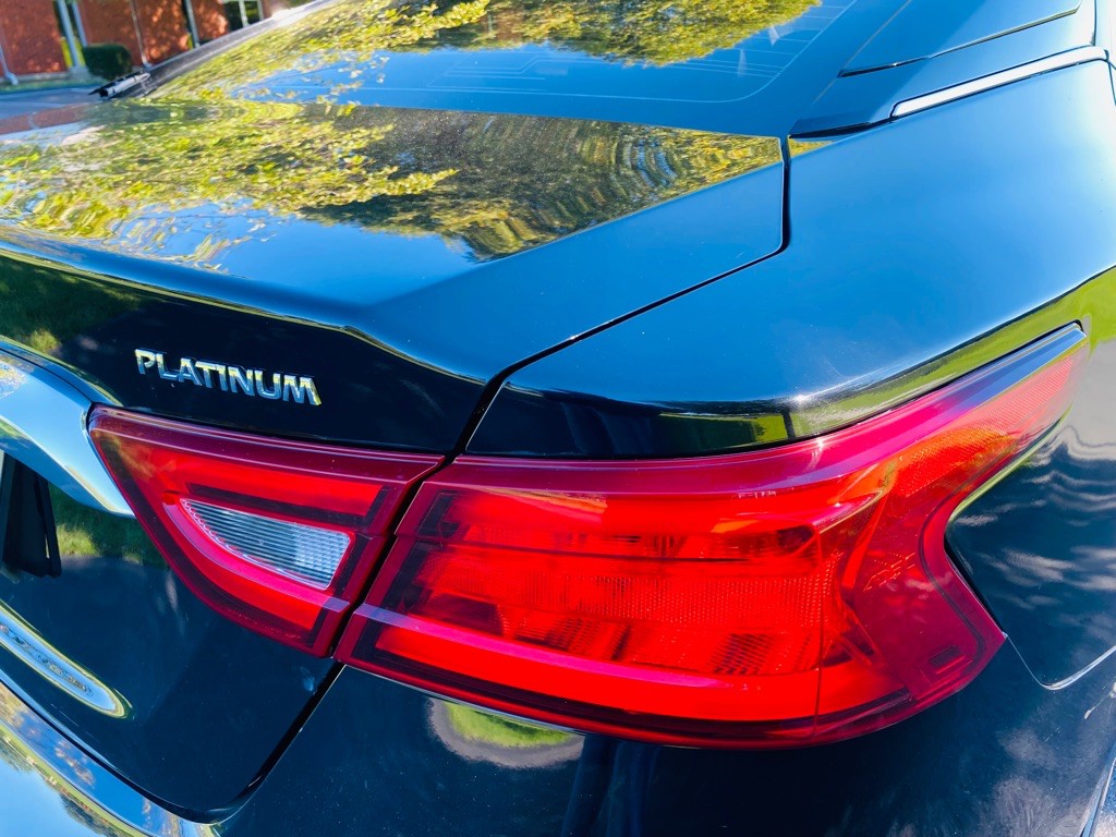 2017 Nissan Maxima Image 11