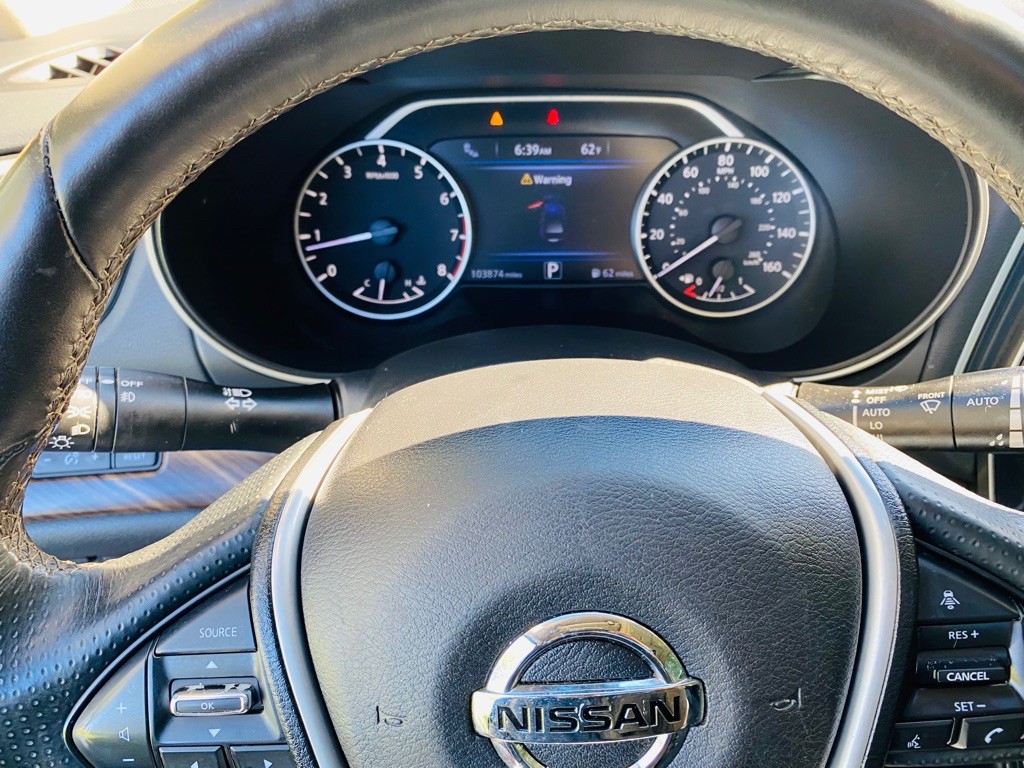 2017 Nissan Maxima Image 18