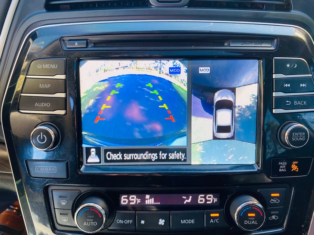 2017 Nissan Maxima Image 23