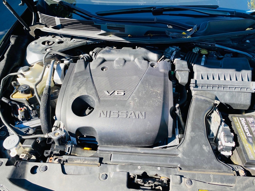 2017 Nissan Maxima Image 25