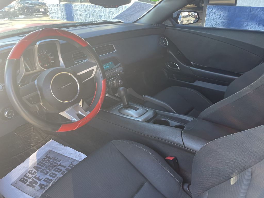 2011 Chevrolet Camaro Image 13