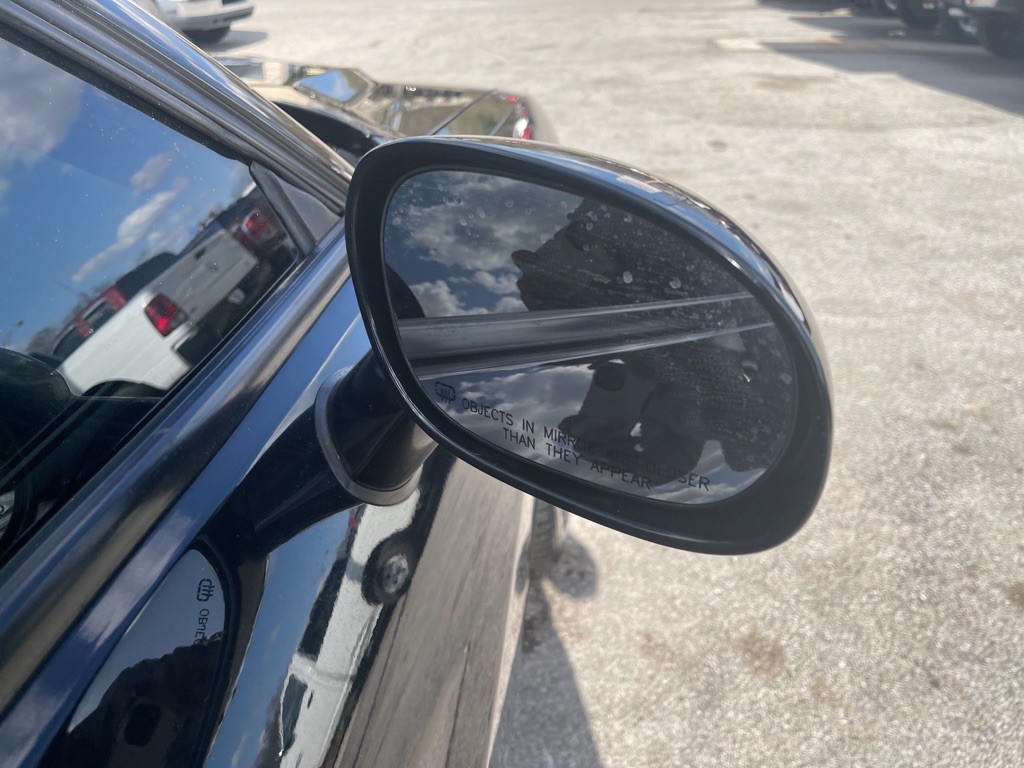 2015 Dodge Challenger Image 11