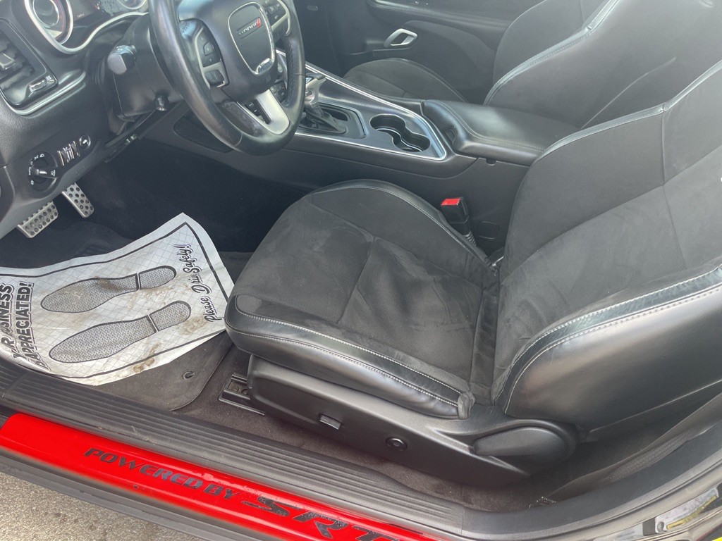 2015 Dodge Challenger Image 21