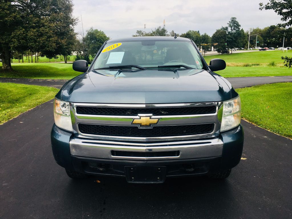 2011 Chevrolet Silverado 1500 Image 2