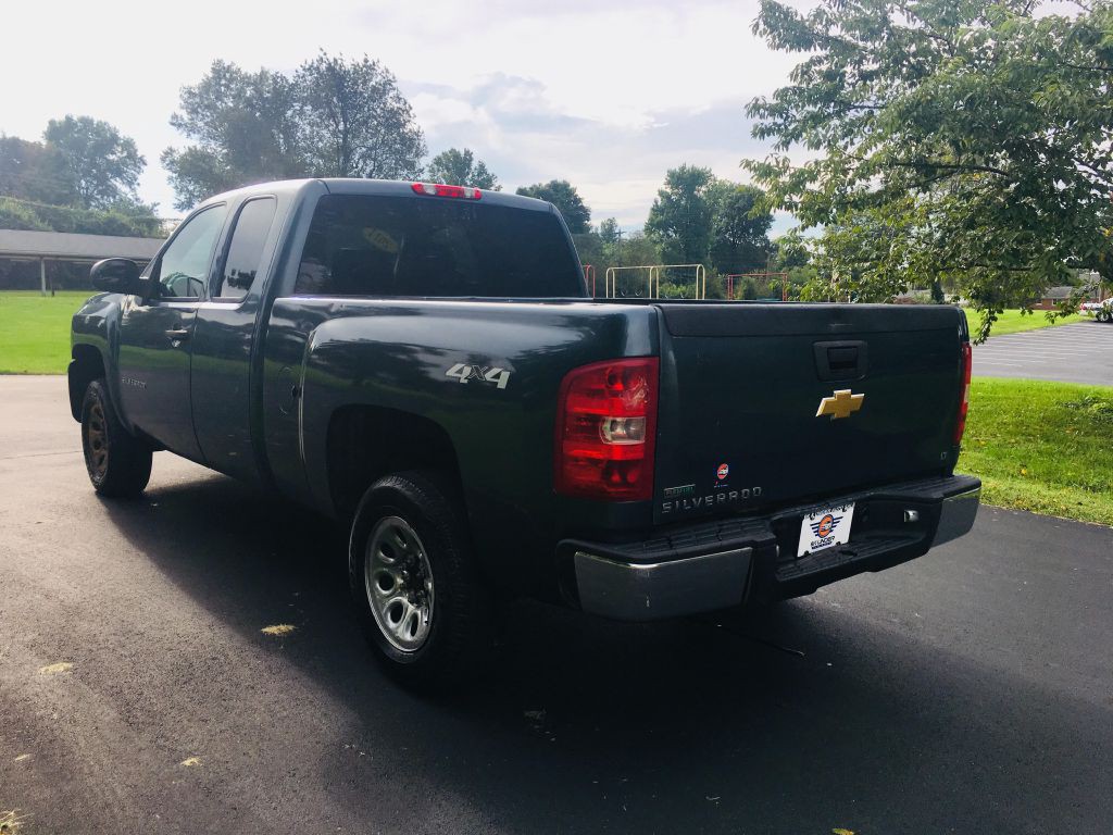 2011 Chevrolet Silverado 1500 Image 4