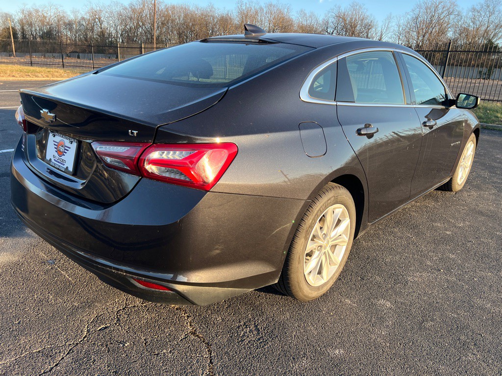 2022 Chevrolet Malibu Image 7