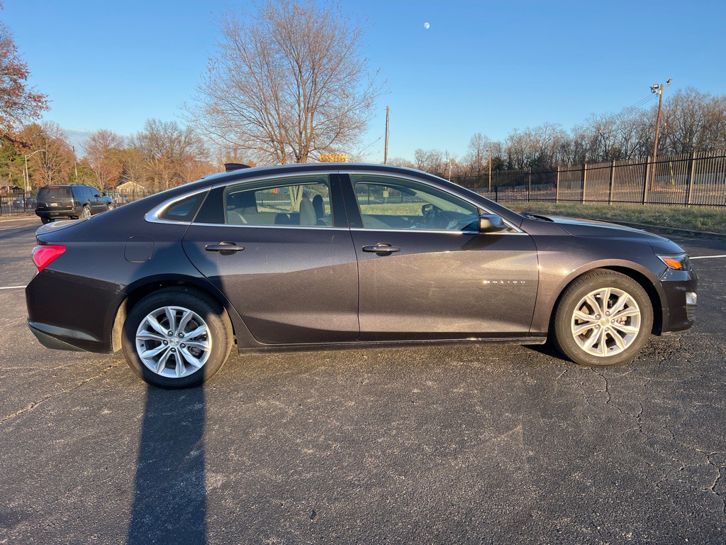 2022 Chevrolet Malibu Image 8