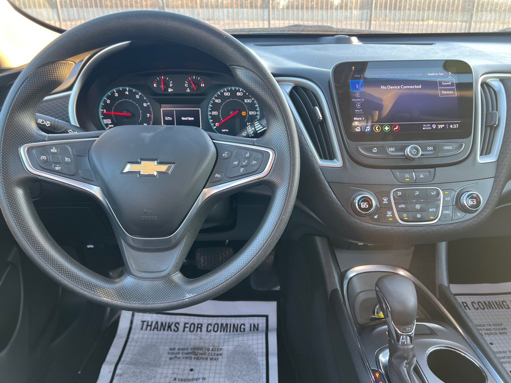 2022 Chevrolet Malibu Image 18