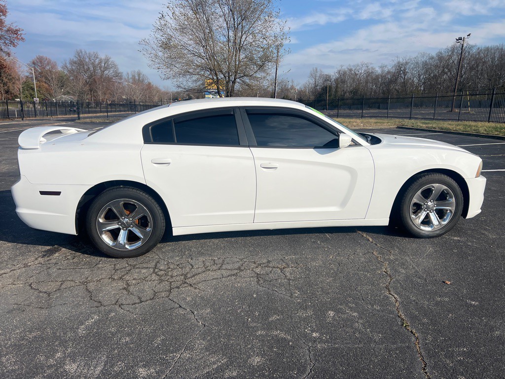 2014 Dodge Charger Image 10